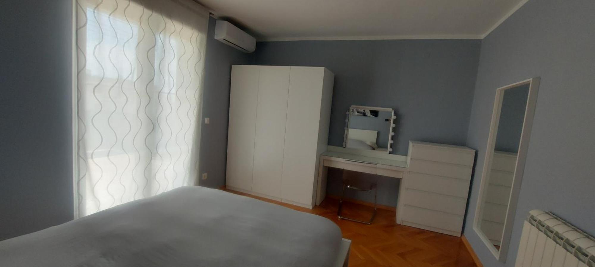 Rainbow Apartment Пула Екстериор снимка