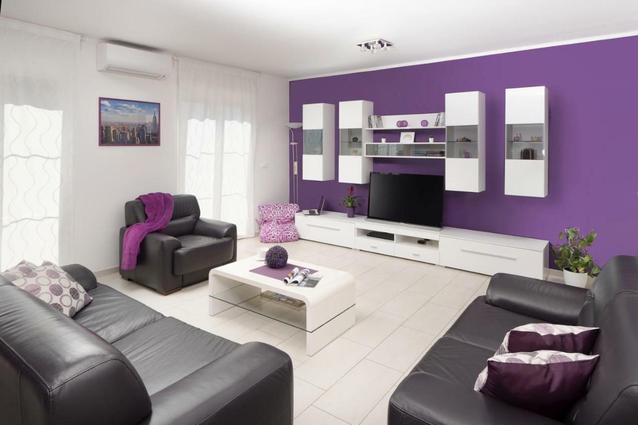 Rainbow Apartment Пула Екстериор снимка