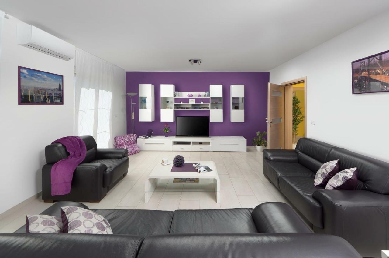 Rainbow Apartment Пула Екстериор снимка